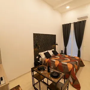Apartament Olina 1, Neapol